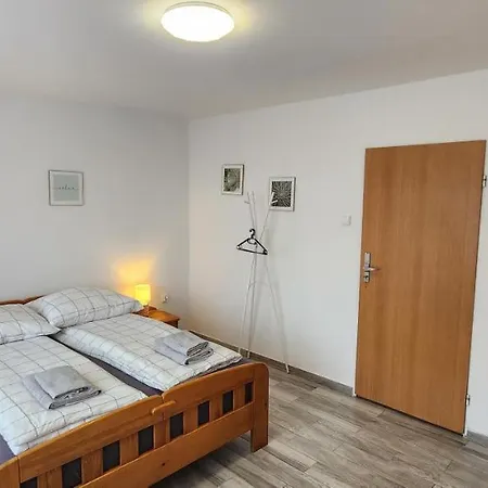 Apartament Emu *